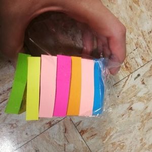 7 Bright Color Self-Stick Notes